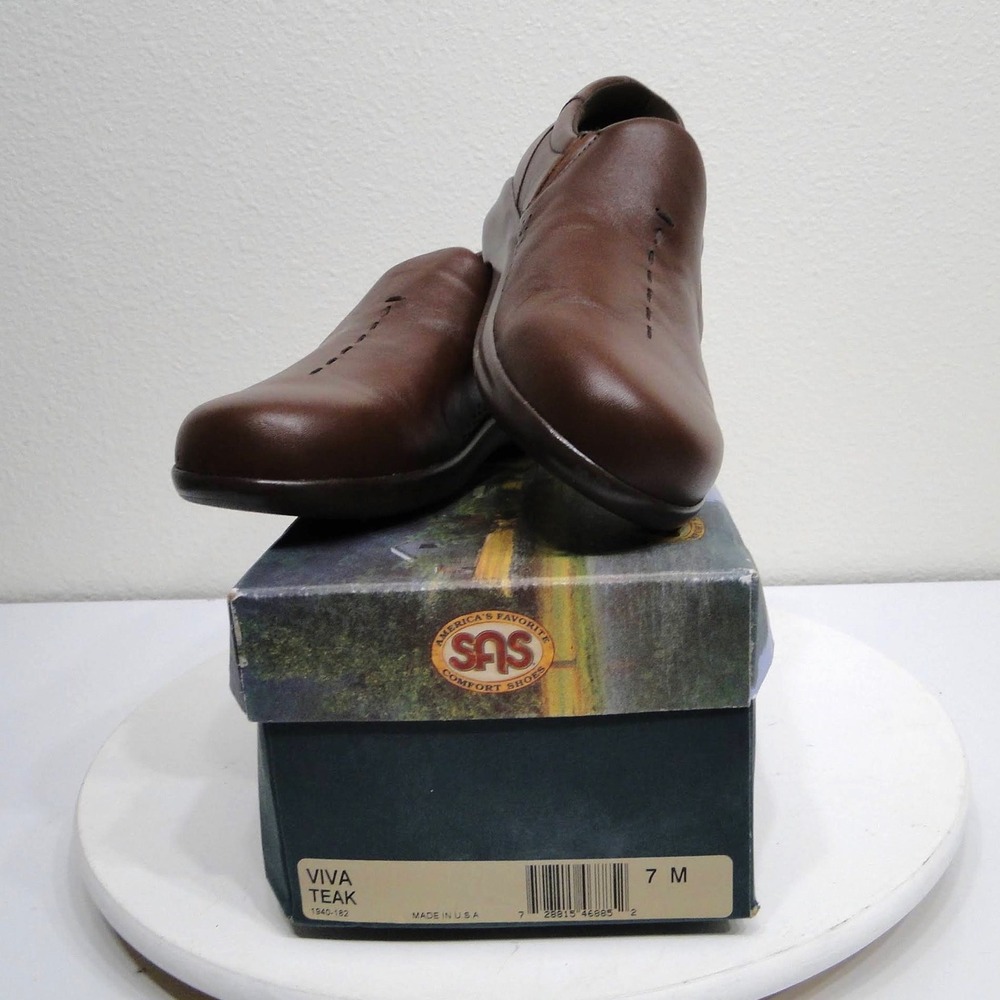 SAS Viva Teak Brown Leather Slip On Loafers Shoes 1940-182 Womens 7 M